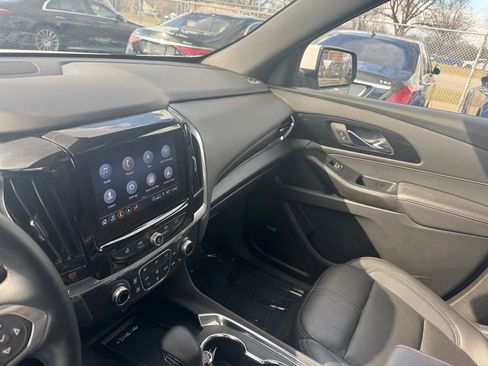 Used 2023 Chevrolet Traverse RS w/ LPO, Floor Liner Package image 22