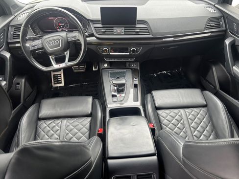Used 2018 Audi SQ5 Prestige w/ Prestige Package image 10