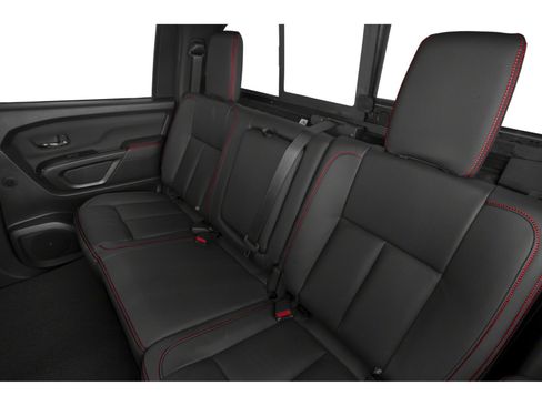 Used 2021 Nissan Titan PRO-4X w/ Pro-4x Convenience Package AWD/4WD image 8