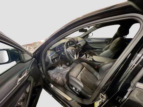 Used 2022 BMW 530i 530i w/ Premium Package image 16