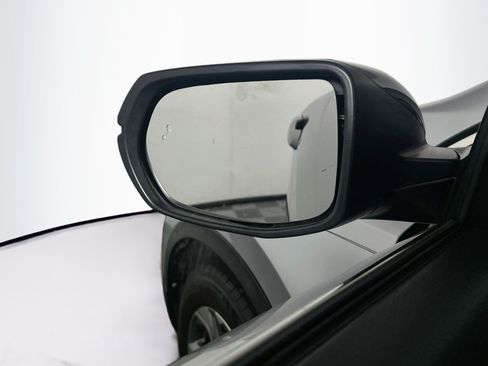 Used 2018 Honda CR-V EX image 16