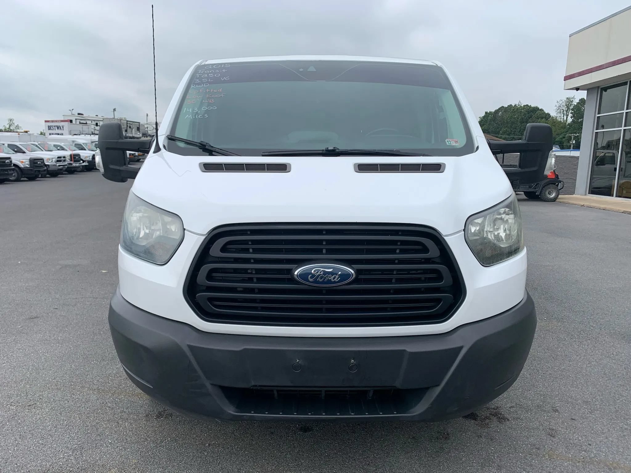 Used 2015 Ford Transit 250 130 Low Roof RWD image 2