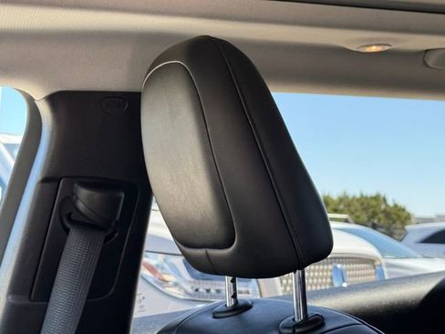 Used 2021 Jeep Cherokee Latitude Plus w/ Sun & Sound Group image 14