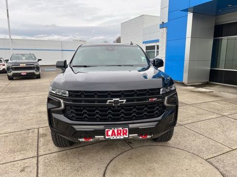 Used 2024 Chevrolet Tahoe Z71 w/ Z71 Off-Road Package image 3