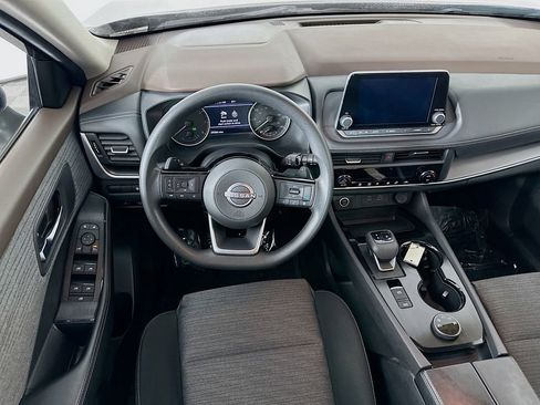 Certified 2023 Nissan Rogue SV image 29