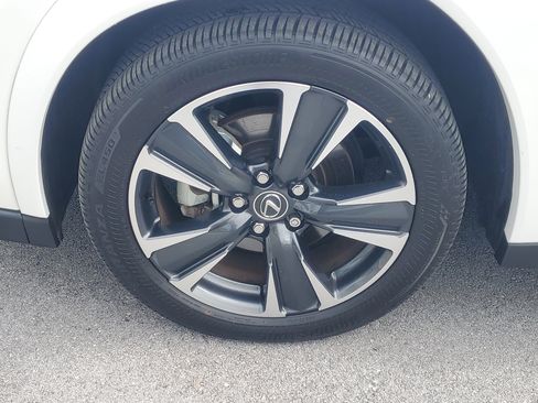 Used 2025 Lexus UX 300h FWD w/ Accessory Package (Z1) image 4