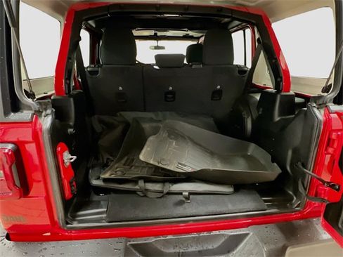 Used 2021 Jeep Wrangler Unlimited Sport image 23