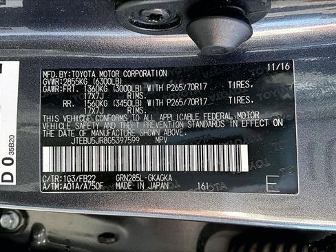 Used 2016 Toyota 4Runner SR5 AWD/4WD image 31