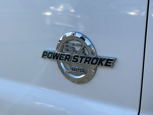 Used 2014 Ford F350 Lariat w/ Lariat Ultimate Package image 31