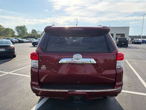 Used 2013 Toyota 4Runner SR5 w/ Premium Pkg AWD/4WD image 5