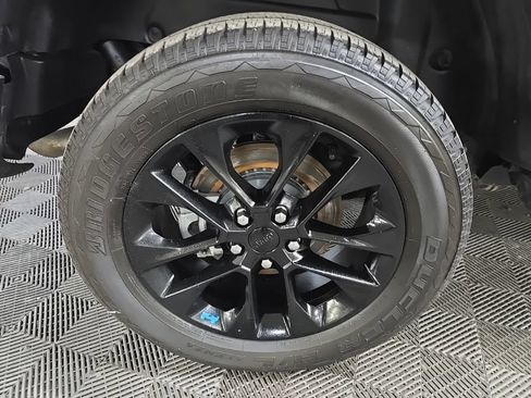 Used 2023 Jeep Wrangler Unlimited Sahara AWD/4WD image 13