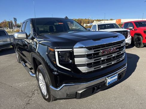 New 2026 GMC Sierra 1500 SLE AWD/4WD image 3