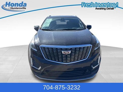 Used 2023 Cadillac XT5 Premium Luxury image 3