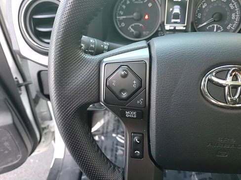 Certified 2023 Toyota Tacoma TRD Off-Road image 14