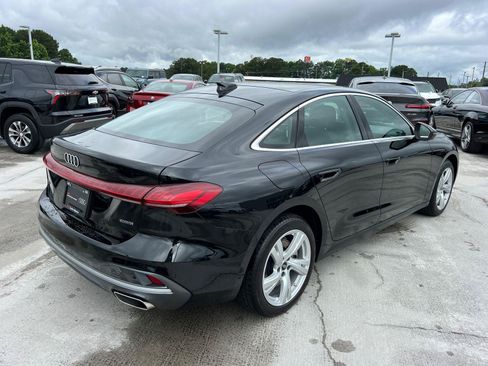Used 2025 Audi A5 2.0T Premium Plus w/ Premium Plus AWD/4WD image 5