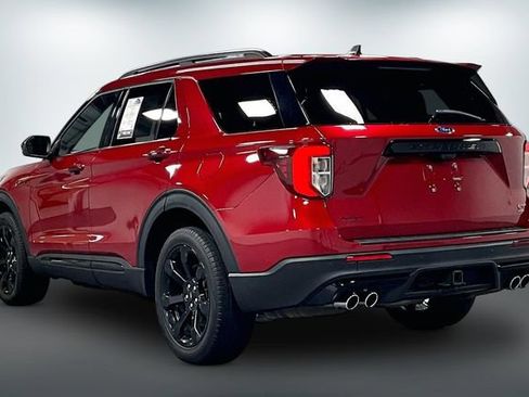 Used 2023 Ford Explorer ST w/ ST Street Pack AWD/4WD image 5