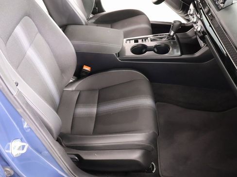 Used 2025 Honda Civic Sport image 12