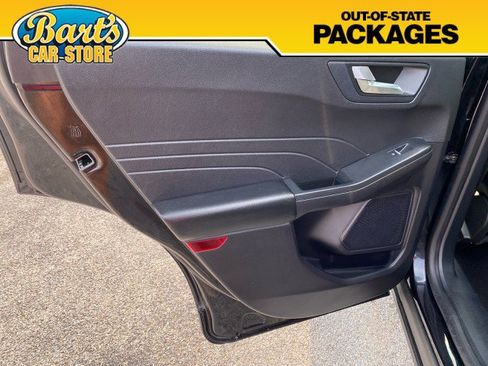 Used 2022 Ford Escape SEL FWD image 18