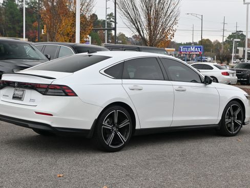 Used 2023 Honda Accord Sport image 16