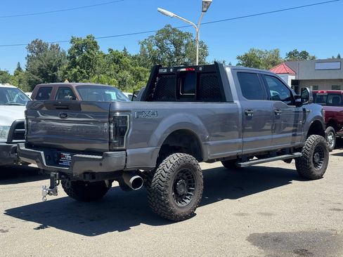 Used 2022 Ford F350 XLT w/ Black Appearance Package AWD/4WD image 3