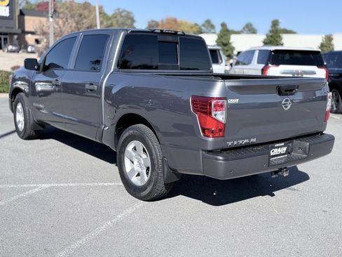 Used 2021 Nissan Titan S w/ S Utility Package image 5
