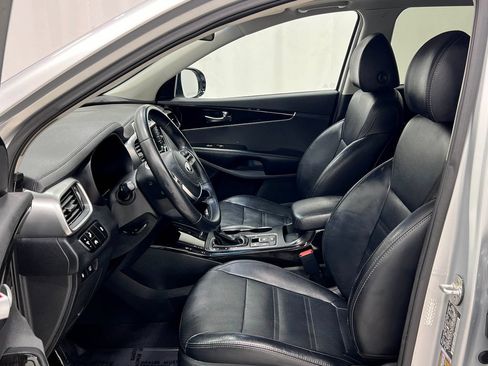 Used 2019 Kia Sorento EX AWD/4WD image 14