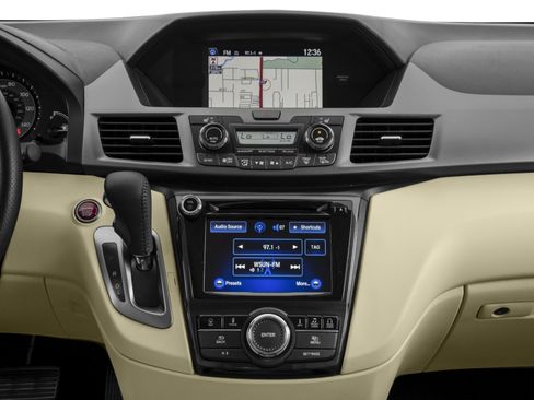 Used 2016 Honda Odyssey Touring Elite image 10