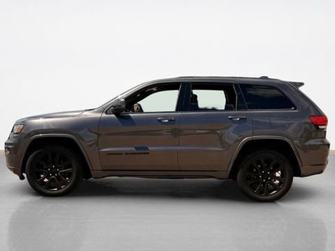 Used 2019 Jeep Grand Cherokee Altitude RWD image 5