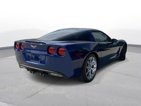 Used 2006 Chevrolet Corvette Coupe w/ Preferred Equipment Group RWD image 6