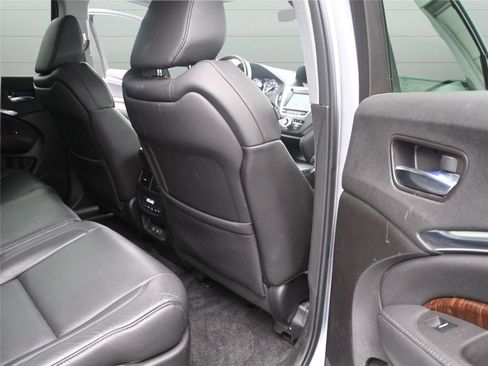 Used 2017 Acura MDX SH-AWD w/ Technology Package image 19