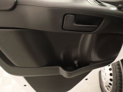 Used 2025 RAM ProMaster 2500 w/ Convenience Group image 13