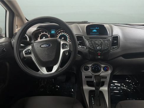 Used 2017 Ford Fiesta SE FWD image 11