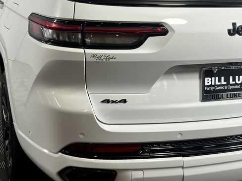 Used 2024 Jeep Grand Cherokee L Summit image 32