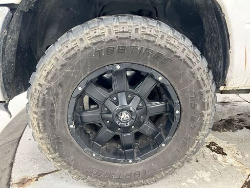 Used 2014 RAM 2500 Tradesman w/ Chrome Appearance Group AWD/4WD image 24
