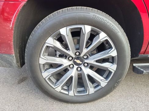 Used 2025 Chevrolet Tahoe High Country image 17