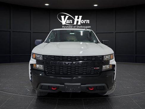 Used 2021 Chevrolet Silverado 1500 Custom Trail Boss w/ LPO, Dark Essentials Package image 9