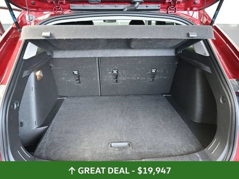 Used 2025 Chevrolet Trax LT FWD image 20