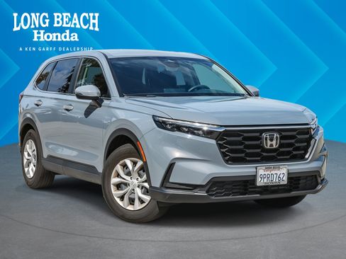 Used 2025 Honda CR-V LX image 1