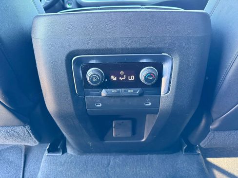 Used 2021 Chevrolet Tahoe LT RWD image 30