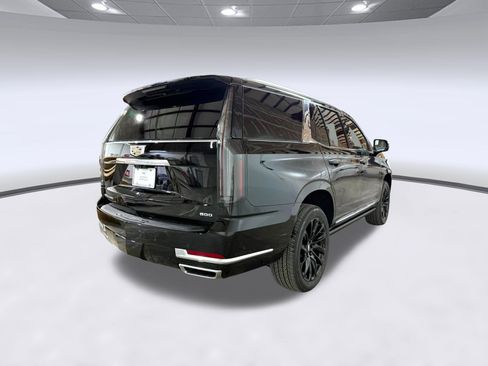 Certified 2026 Cadillac Escalade Luxury image 6