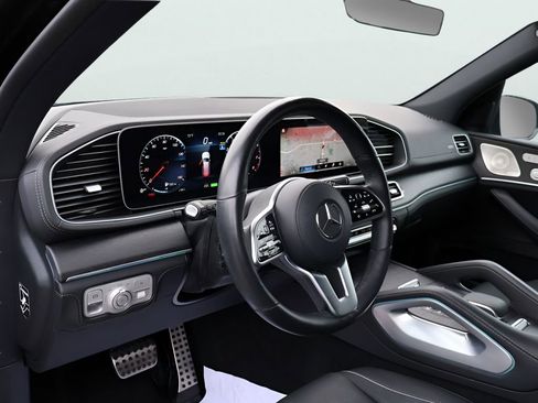 Certified 2023 Mercedes-Benz GLS 450 4MATIC image 19