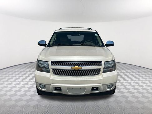 Used 2012 Chevrolet Tahoe LTZ AWD/4WD image 2