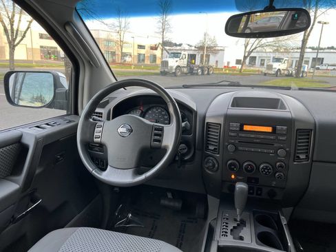 Used 2004 Nissan Armada SE w/ (Tow) Tow Pkg image 13