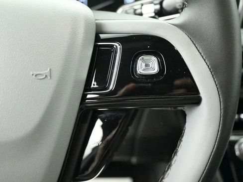 Certified 2022 Lincoln Corsair Standard w/ Equipment Group 101A image 14