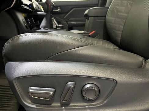 New 2026 Toyota Tacoma TRD Off-Road w/ TRD Off Road Premium Package AWD/4WD image 13