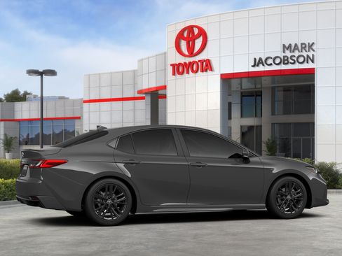 New 2026 Toyota Camry SE w/ Convenience Package FWD image 11
