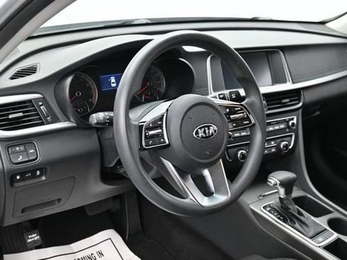 Used 2020 Kia Optima LX FWD image 15
