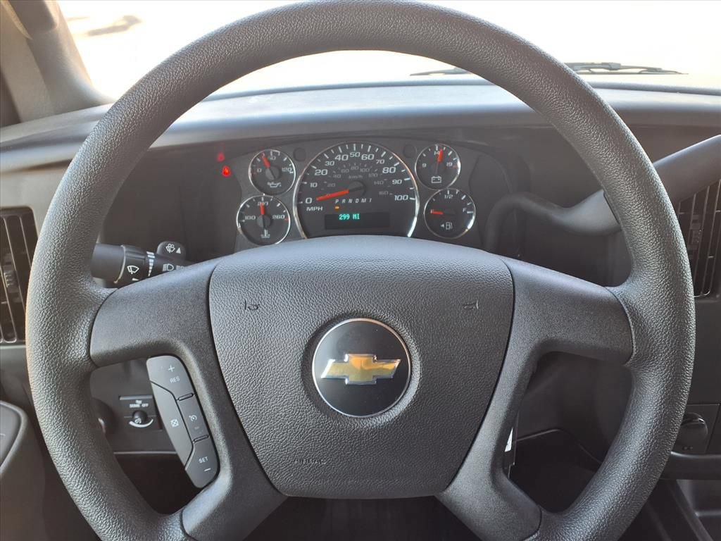 New 2025 Chevrolet Express 3500 w/ Power Convenience Package RWD image 21