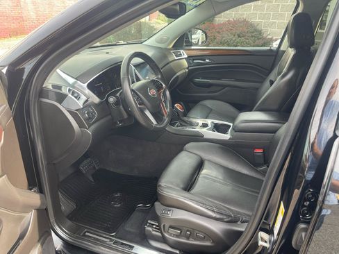 Used 2014 Cadillac SRX Luxury AWD/4WD image 17