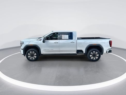 Used 2024 GMC Sierra 2500 Denali w/ Denali Reserve Package AWD/4WD image 5